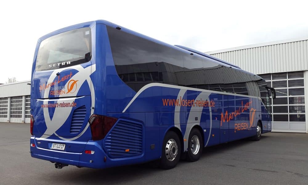 Profitez de la location de bus avec chauffeur pour vos déplacements sportifs